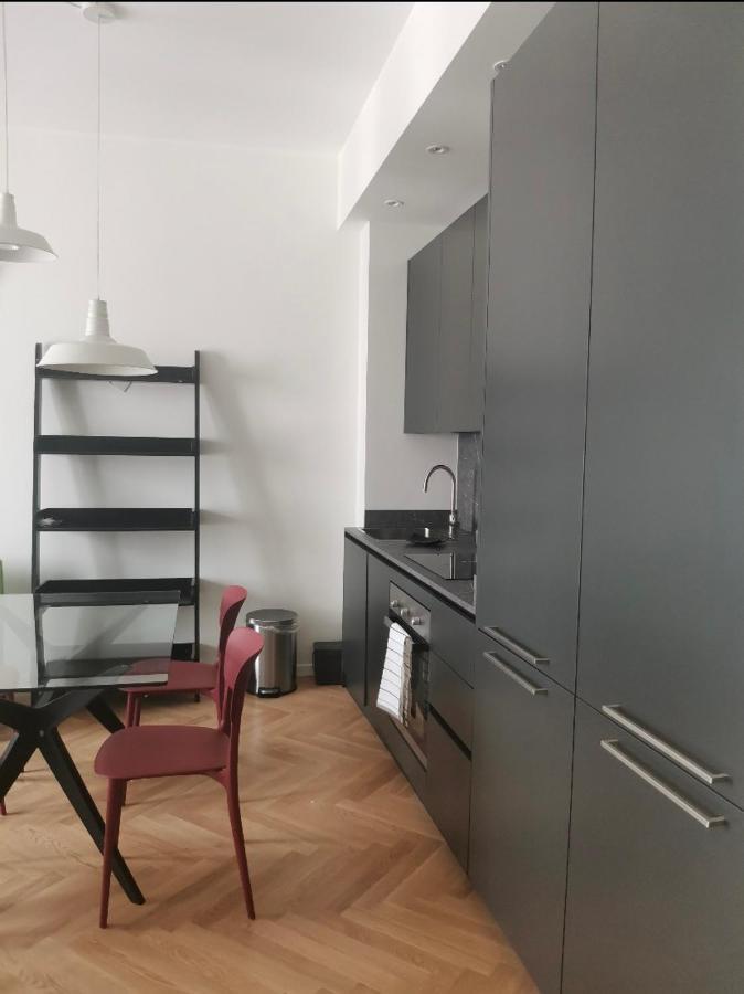 Milano: Incantevole Appartamento In Pieno Centro - Fancy Yellow Apartments Eksteriør bilde