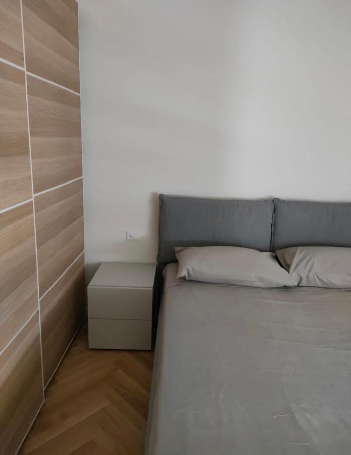 Milano: Incantevole Appartamento In Pieno Centro - Fancy Yellow Apartments Eksteriør bilde