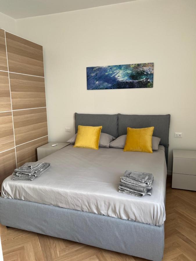 Milano: Incantevole Appartamento In Pieno Centro - Fancy Yellow Apartments Eksteriør bilde