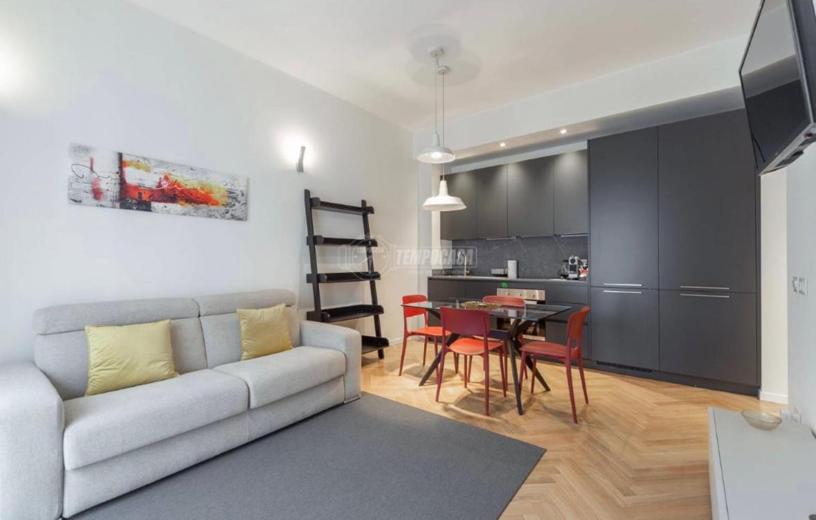 Milano: Incantevole Appartamento In Pieno Centro - Fancy Yellow Apartments Eksteriør bilde